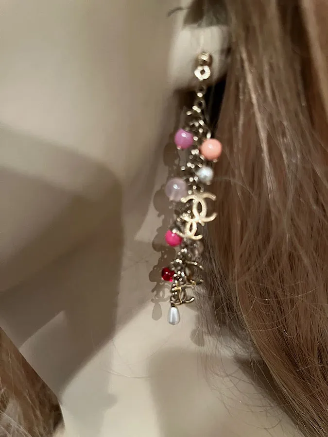 Chanel 19S 2019 long pierced CC pink bead Pearl dangle earrings