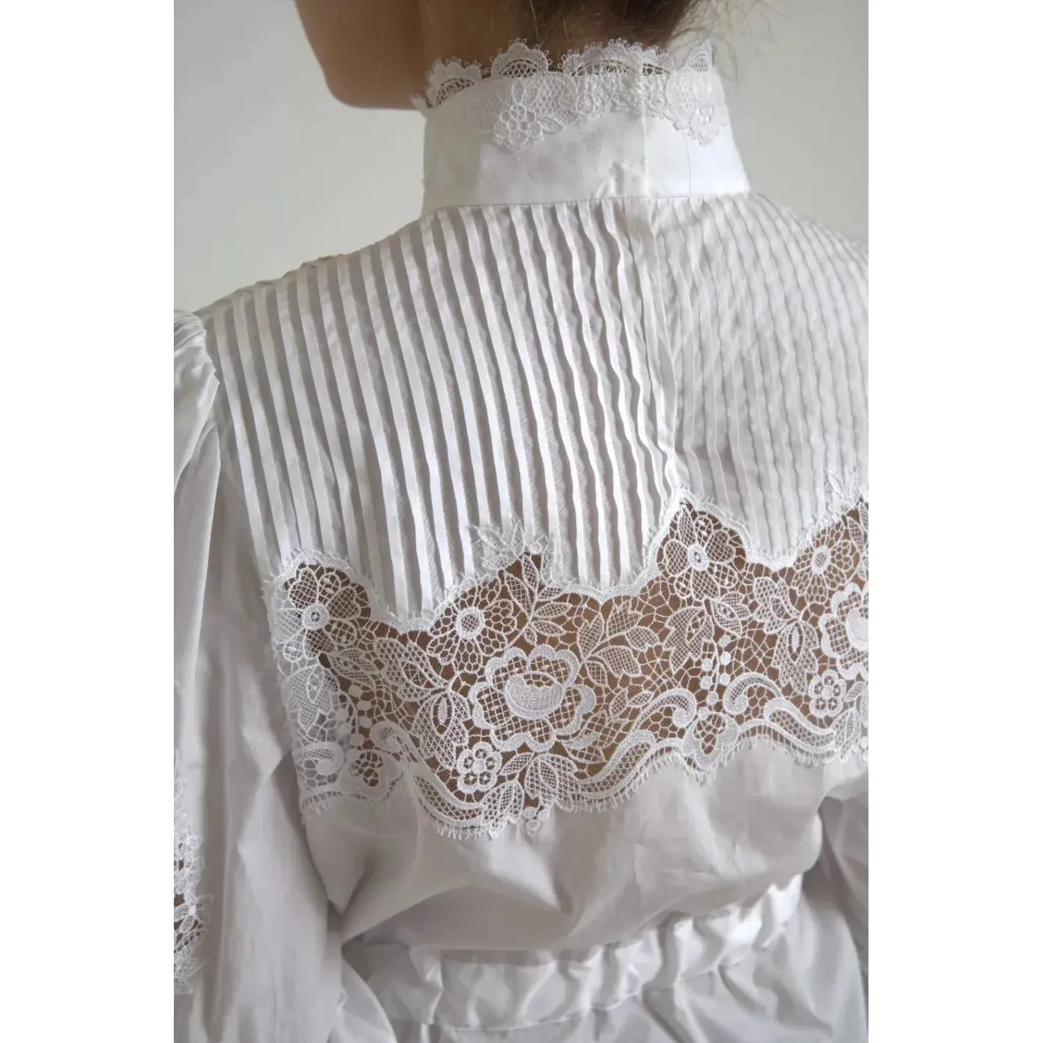 Dolce & Gabbana White Cotton Lace Trim Turtle Neck Top Blouse